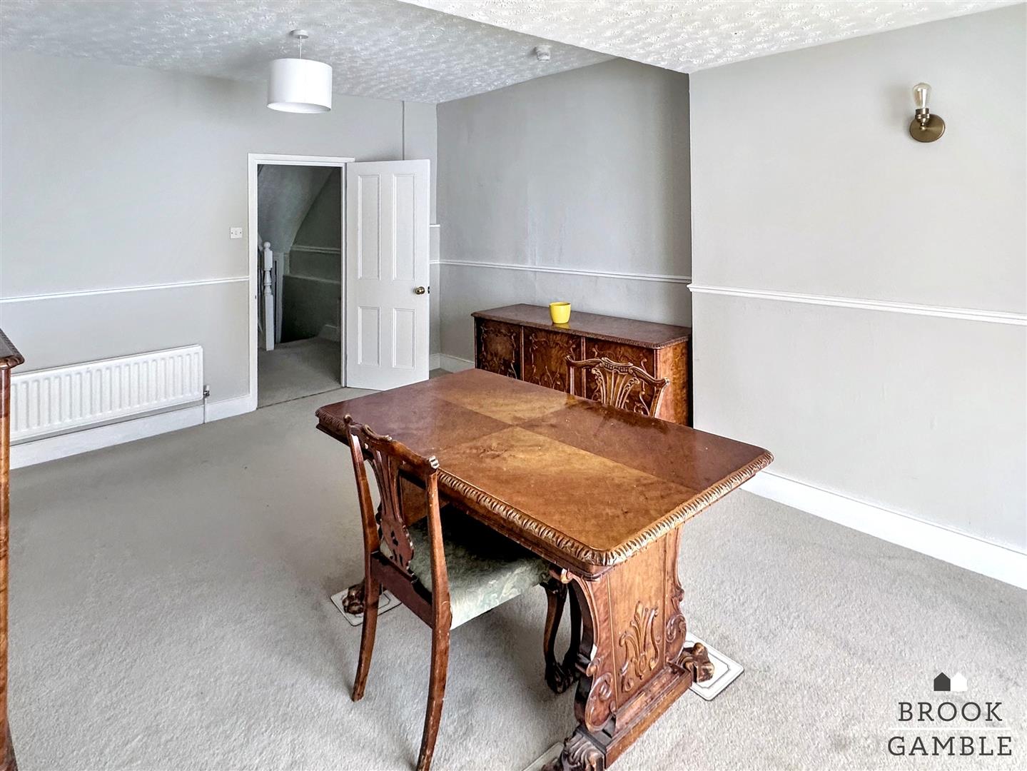 4 Bedroom House - Mid Terrace. Redoubt Road in Eastbourne,  8